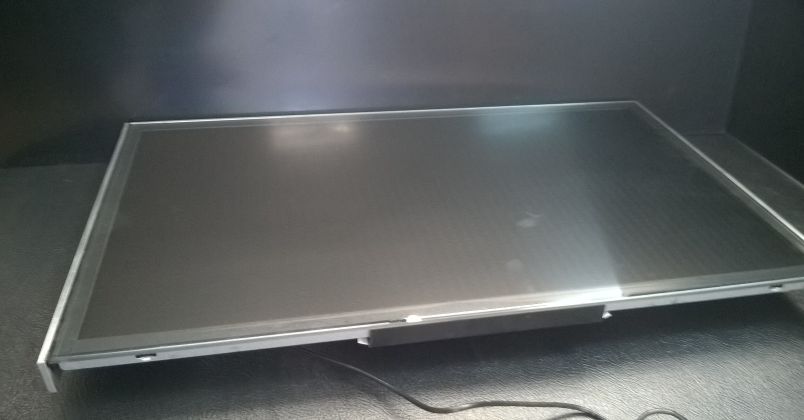 Monitor dotykowy 27" S&T 2703 Pojemność projekcyjna